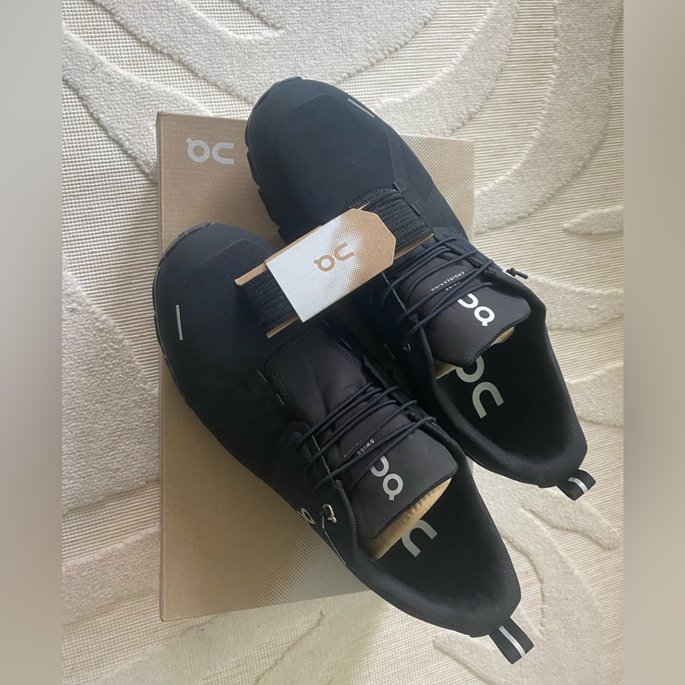 On Cloud 5 waterproof QC men’s size 12 brand new shoes